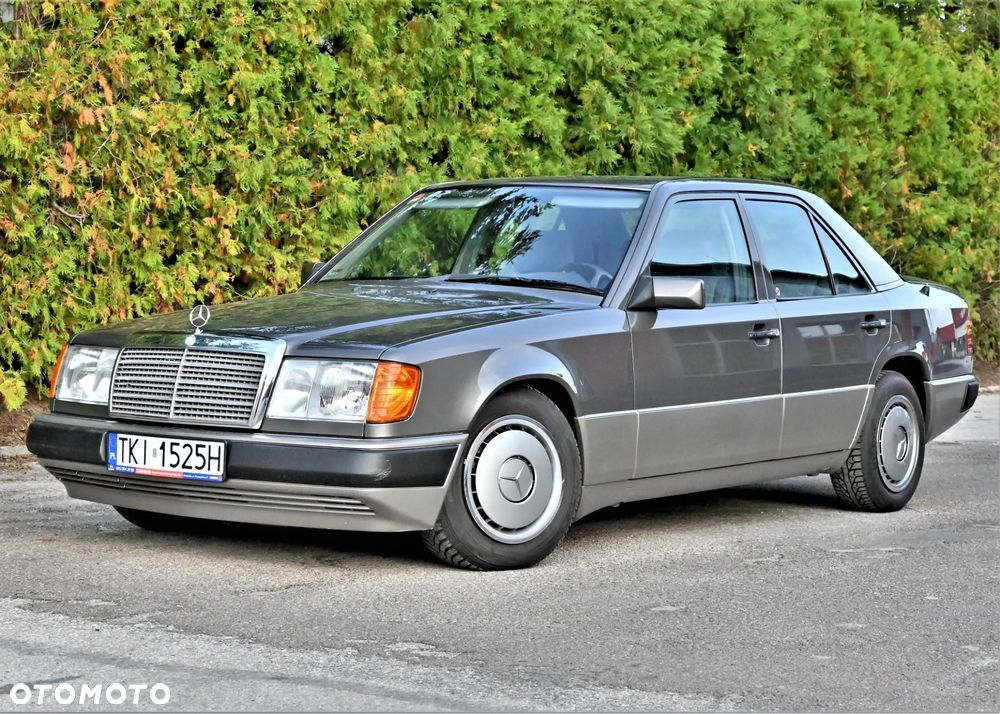 Mercedes-Benz W124 (1984-1993) - 1
