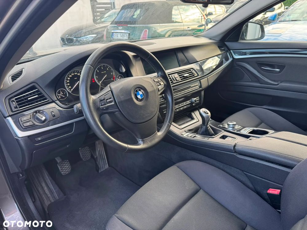 BMW Seria 5 - 11
