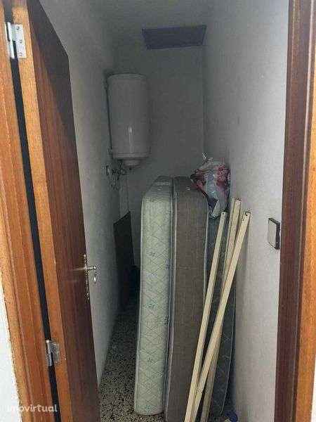 Vende-se Apartamento T3 - Av. 5 de Outubro - Lamego - Grande imagem: 5/10