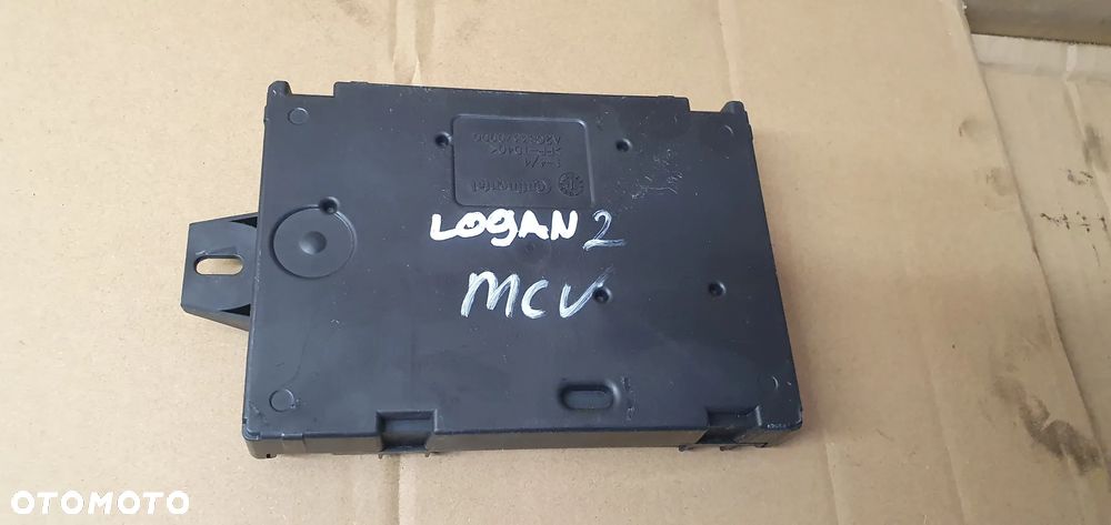 Moduł sterownik BCM Dacia Logan II 284B10447R - 3
