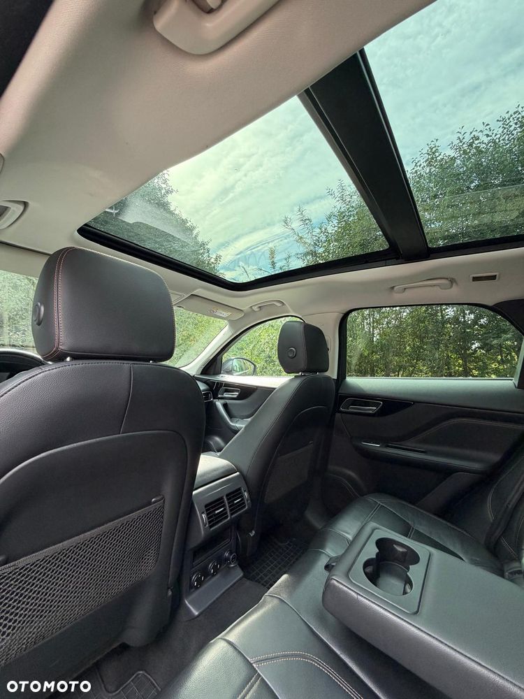Jaguar F-Pace 20d AWD Prestige - 11