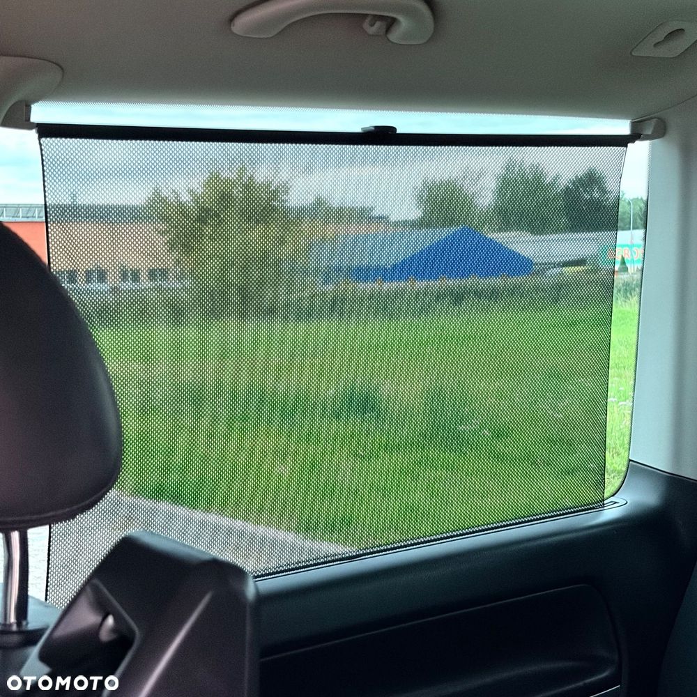 Volkswagen Multivan - 17