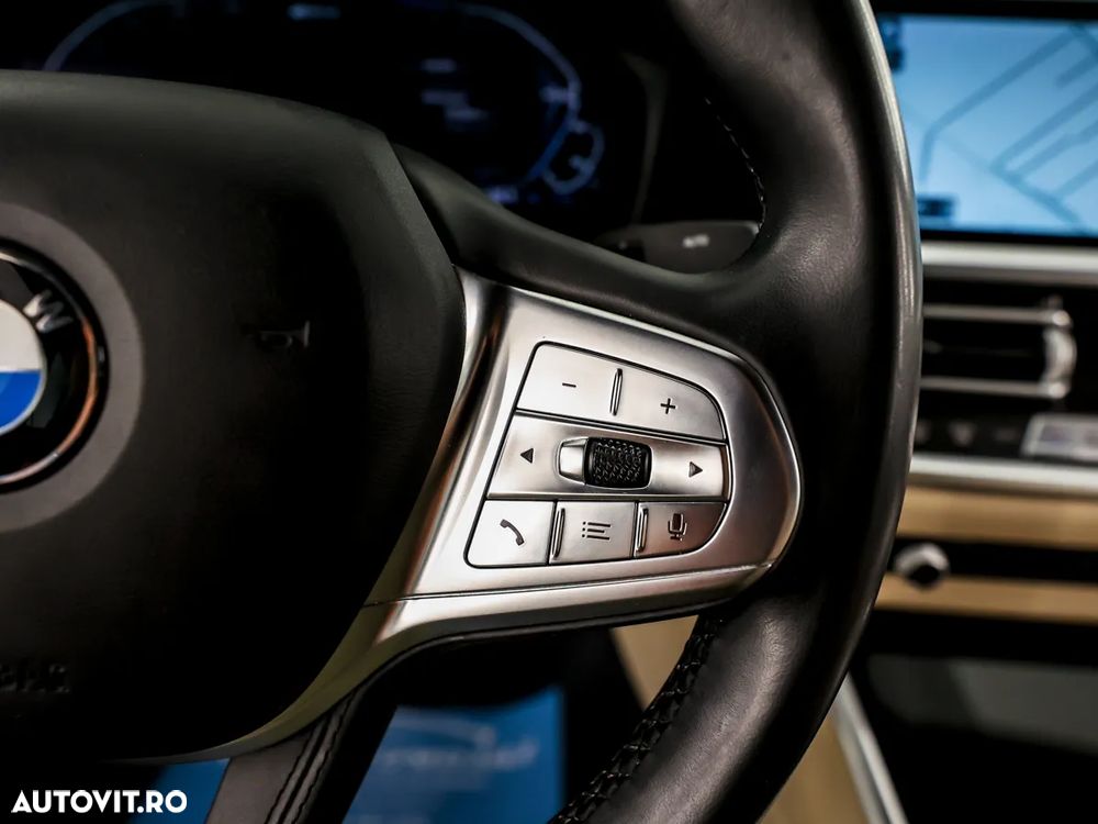 BMW Seria 3 320e AT PHEV - 25
