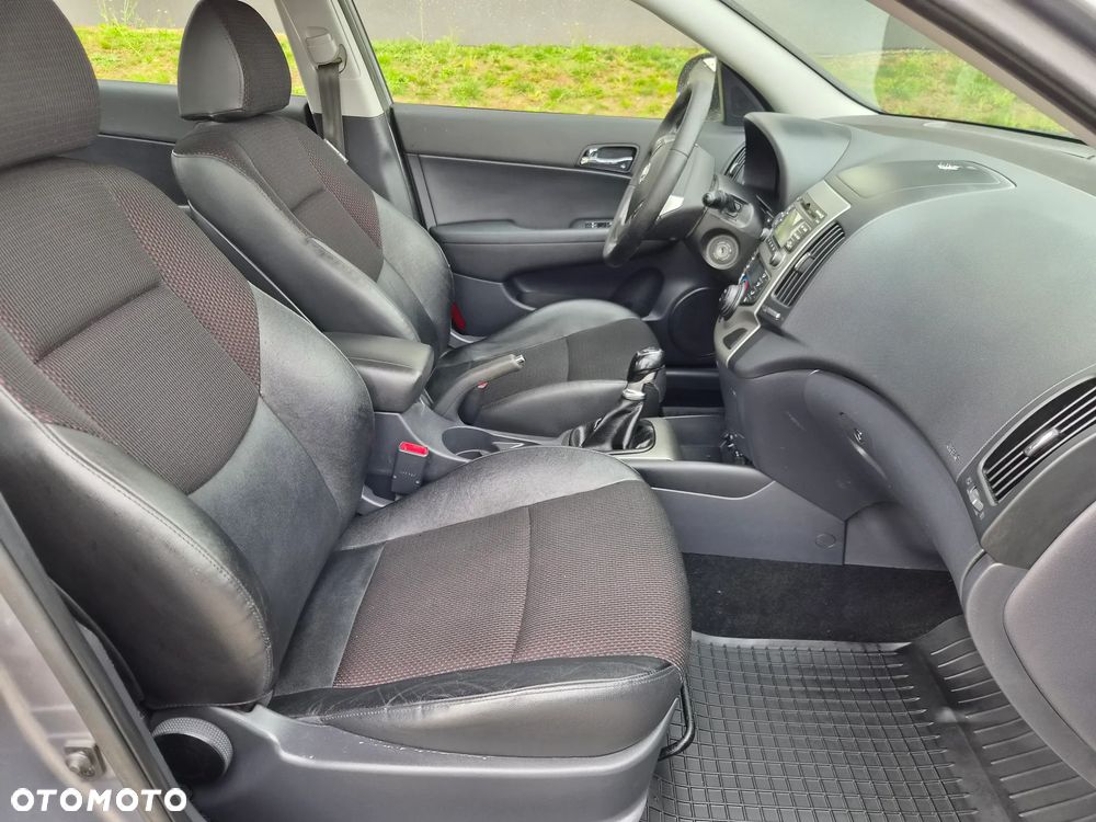 Hyundai i30 - 29