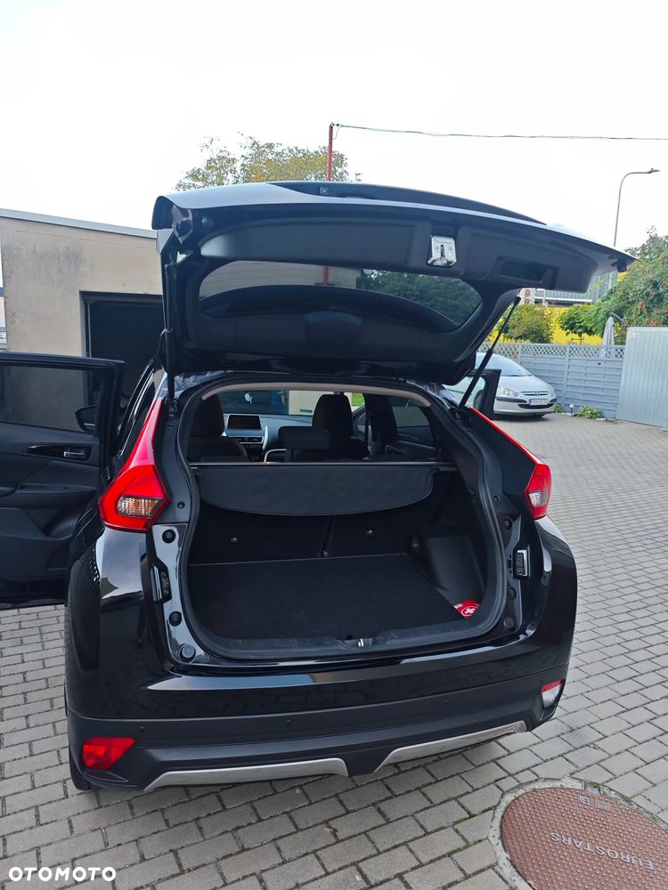Mitsubishi Eclipse Cross - 8