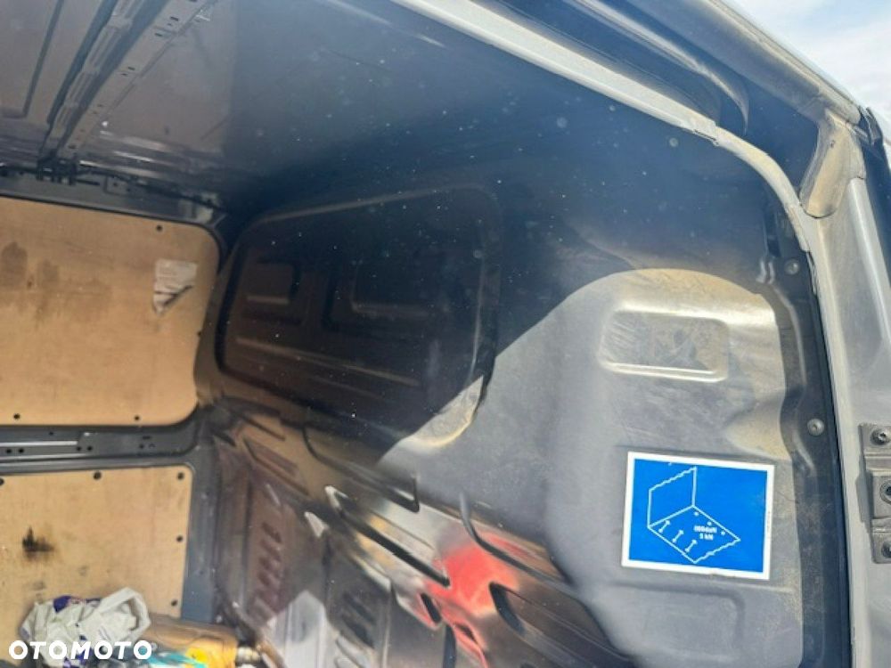 Mercedes-Benz Vito - 17