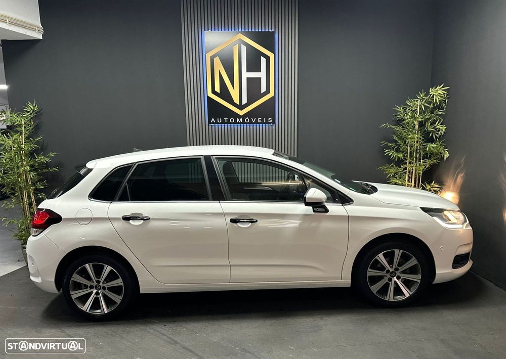 Citroën C4 1.2 PureTech Shine EAT6 - 6