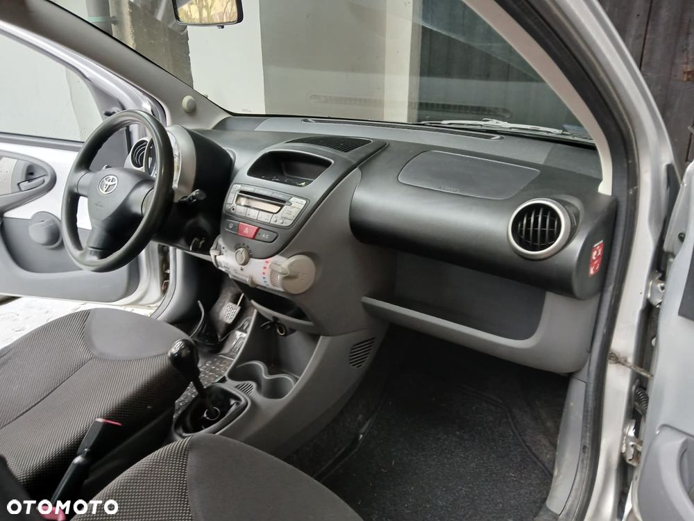 Toyota Aygo 1.0 VVT-i Luna - 12