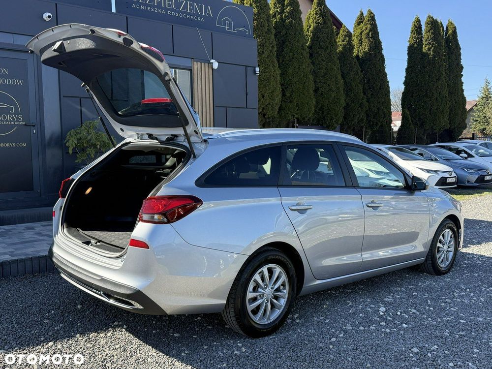 Hyundai i30 1.0 T-GDI Classic + - 33