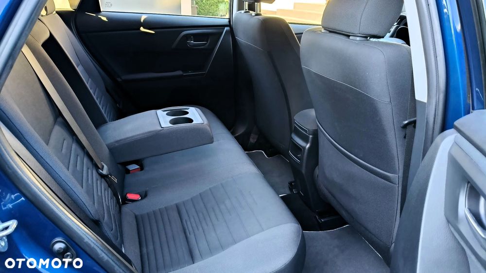 Toyota Auris 1.8 HSD Prestige - 18
