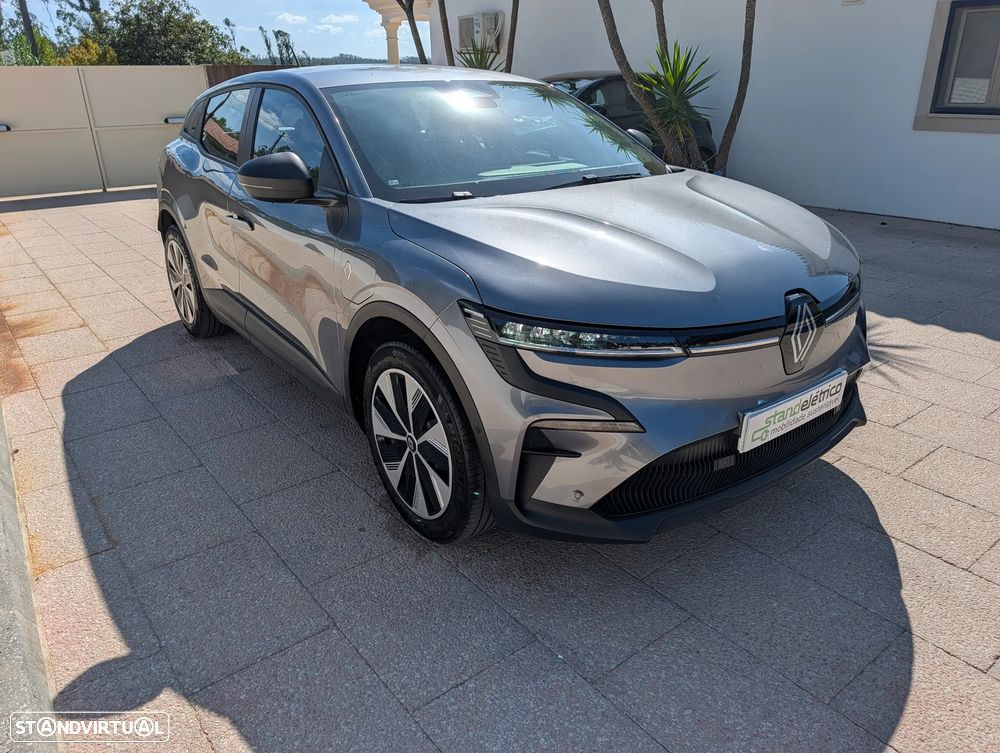 Renault Megane 2023 photo 3