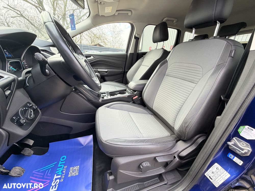 Ford Kuga 1.5 EcoBoost 2x4 Titanium - 37