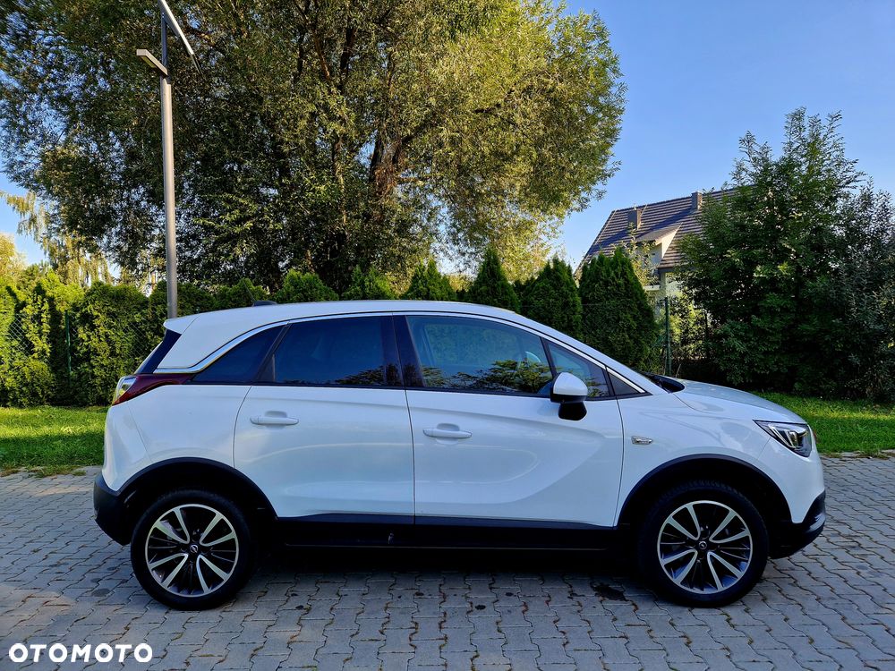 Opel Crossland X - 13