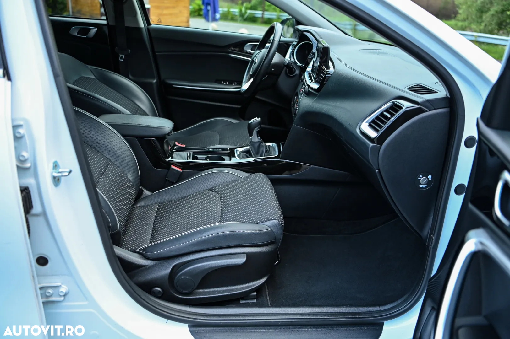 Kia Ceed - 15