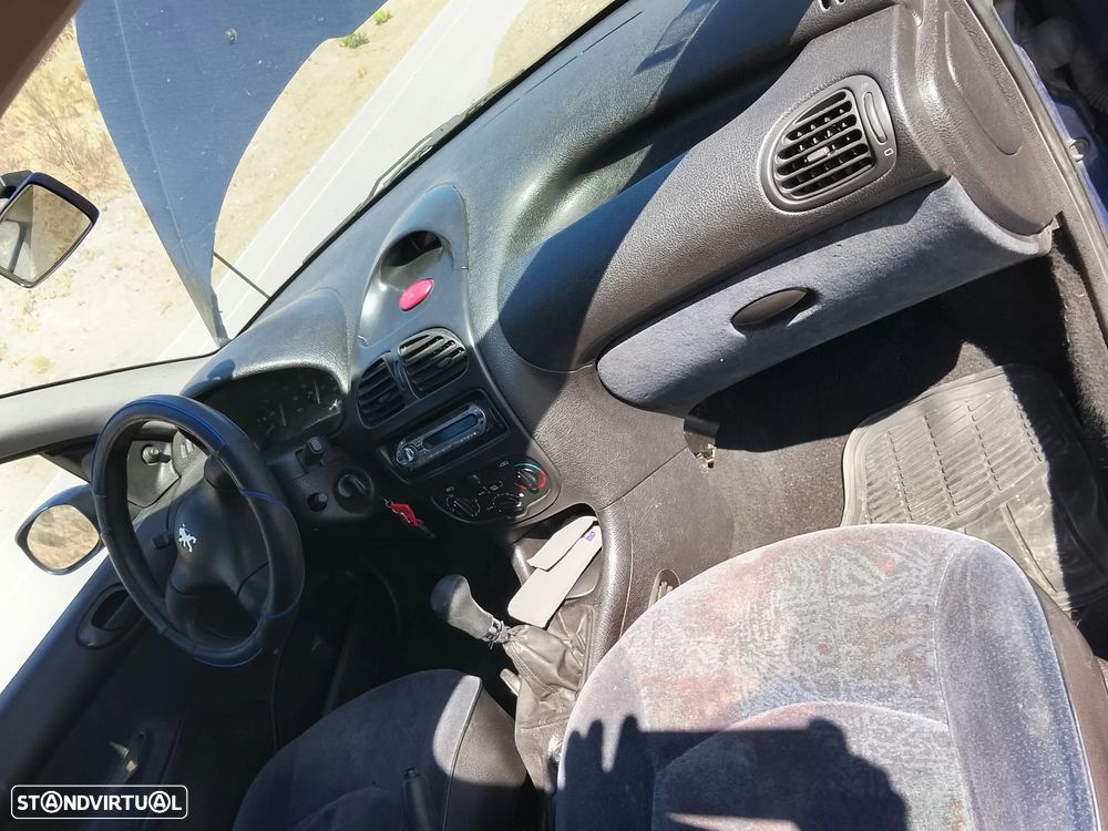 Peugeot 206 1.1 Color Line - 12