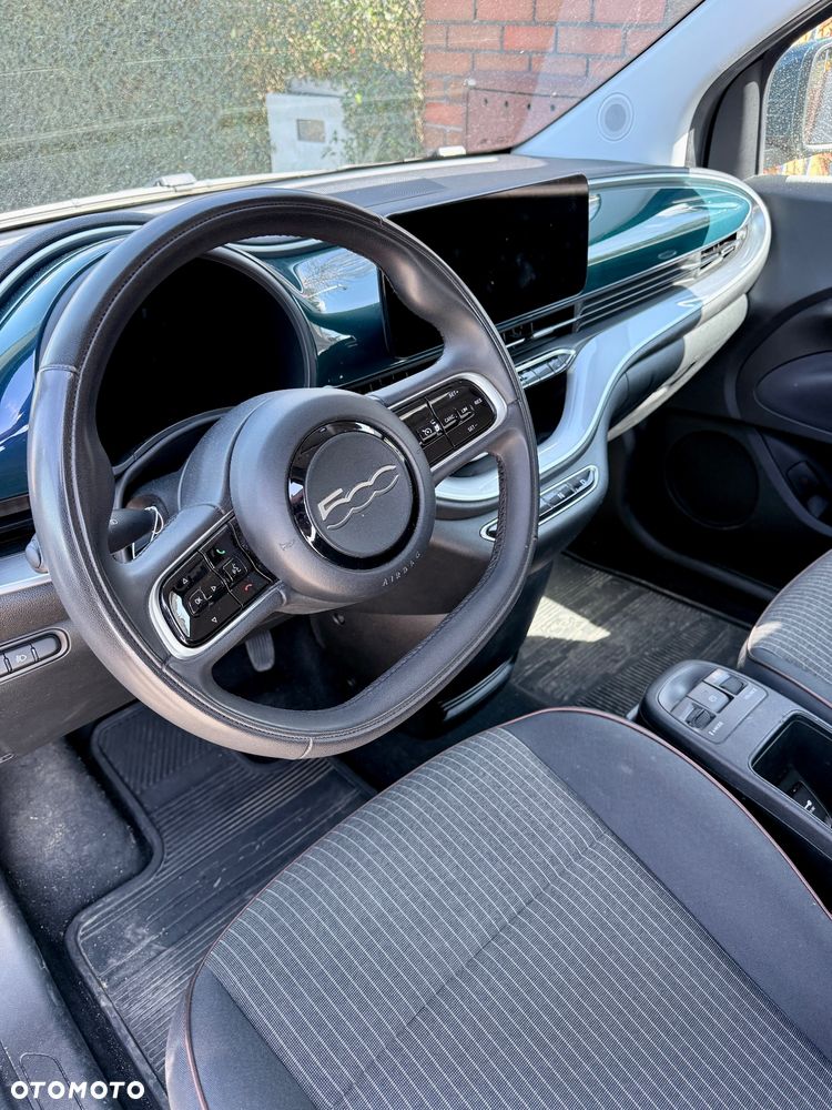 Fiat 500e - 24