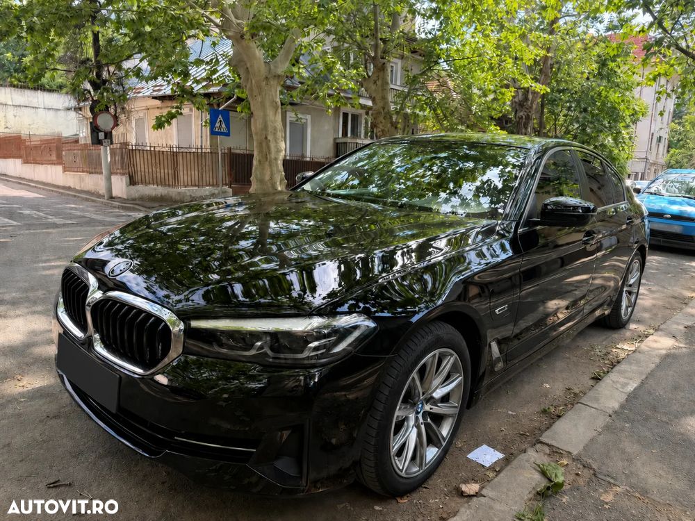 BMW Seria 5 530e xDrive Aut. Luxury Line - 11