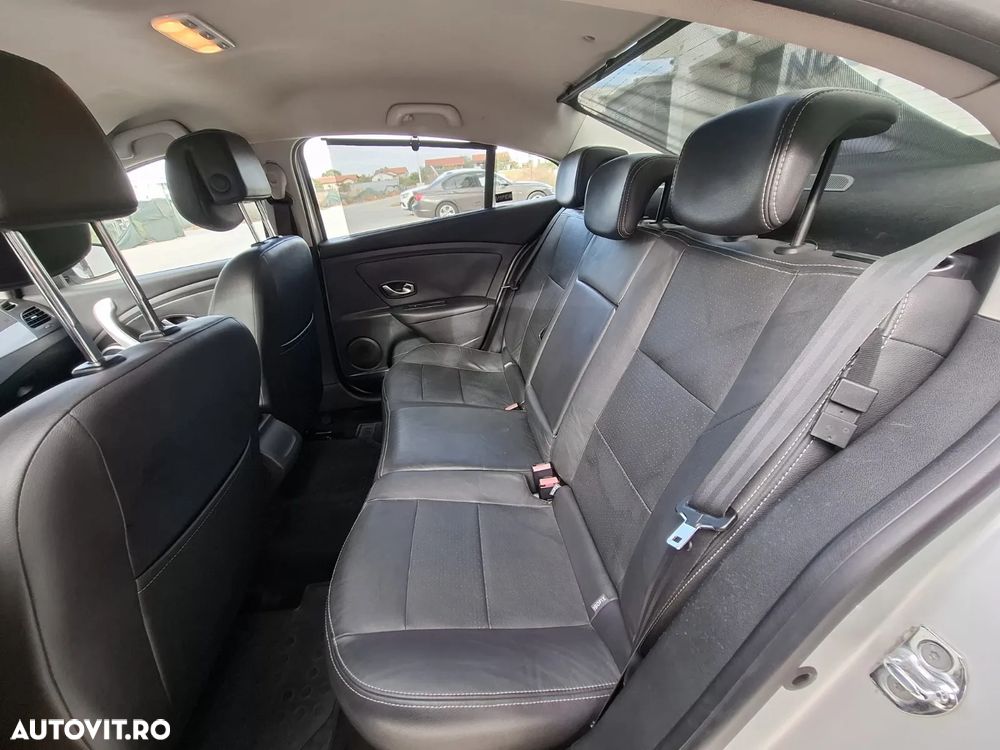 Renault Fluence 1.5dCi Dynamique EDC - 13