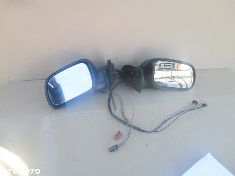 lusterko Peugeot 307 lift EZWD 7pin 8pin Europa - 1