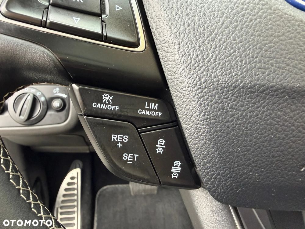 Ford Kuga 1.5 EcoBoost 4x4 Vignale - 26