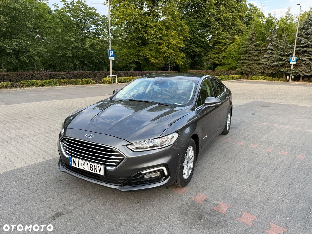 Ford Mondeo 2.0 Hybrid Titanium - 1