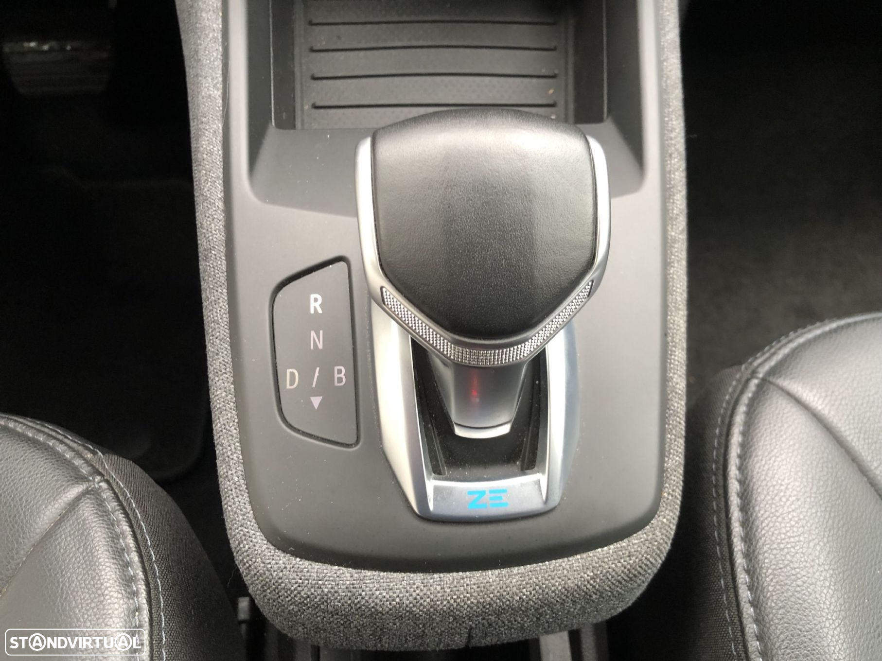 Renault Zoe (c/ Bateria) Exclusive 50 - 17