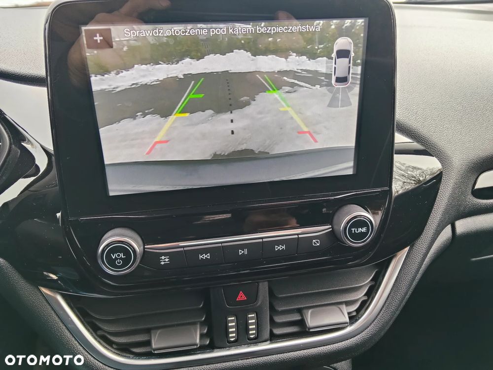 Ford Fiesta 1.0 EcoBoost STart-Stop Titanium - 11