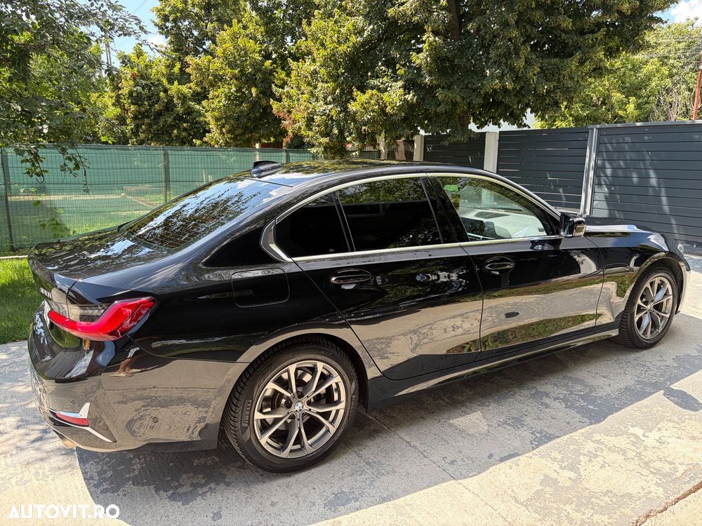 BMW Seria 3 320i AT - 8