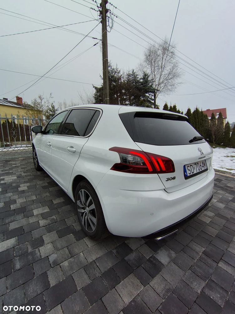 Peugeot 308 BlueHDi 130 EAT8 Stop & Start Allure Business-Paket - 5