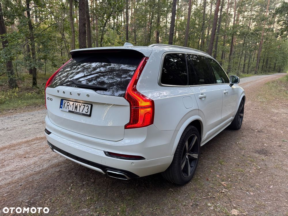 Volvo XC 90 D5 AWD R-Design 7os - 4