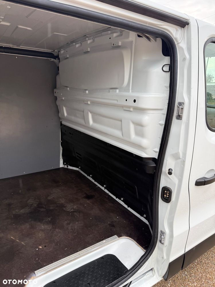 Renault Trafic - 14