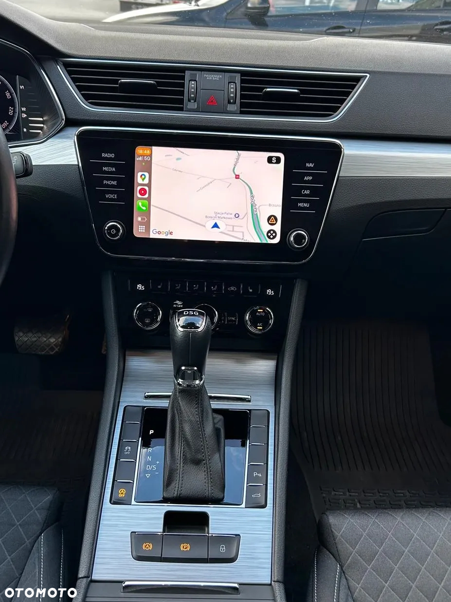 Skoda Superb 2.0 TSI Ambition DSG - 11