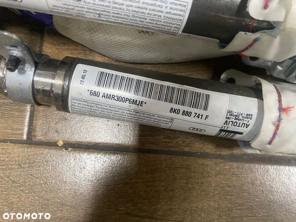 KURTYNA LEw/PR AUDI A4 B8 LIFT 8K0880741F ORG - 2