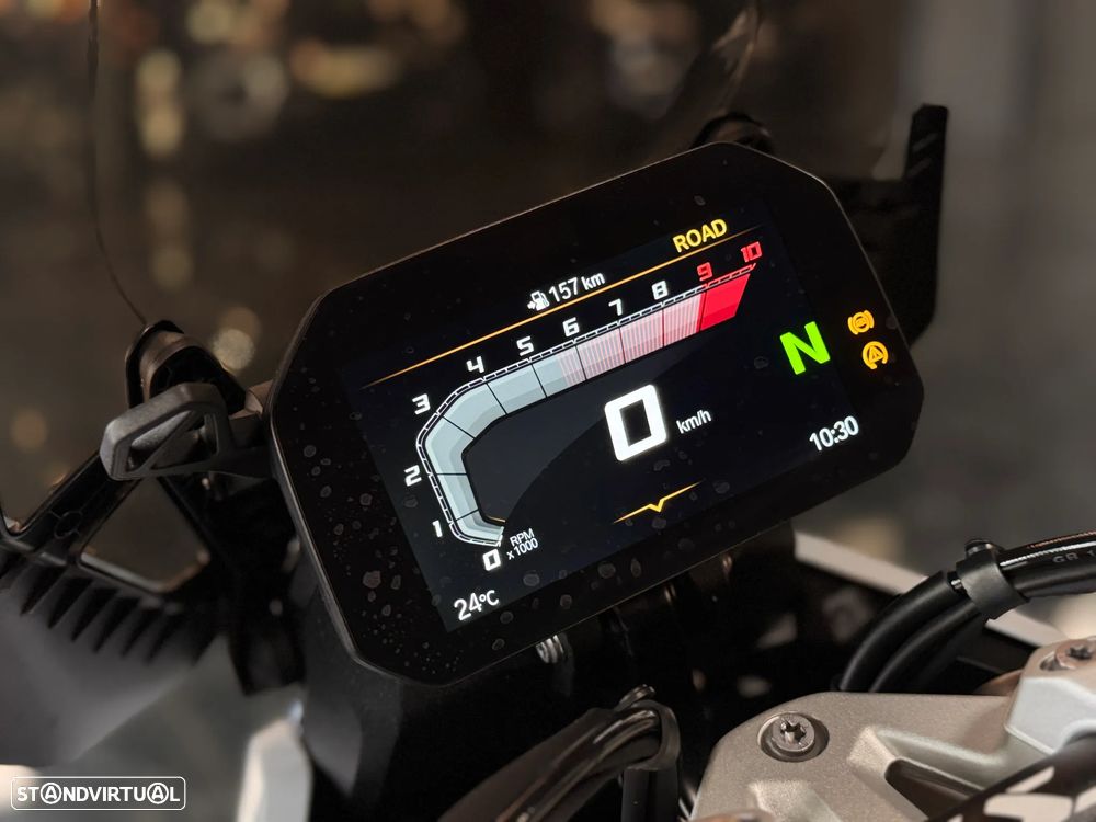 BMW R 1300 GS LightWhite - 16