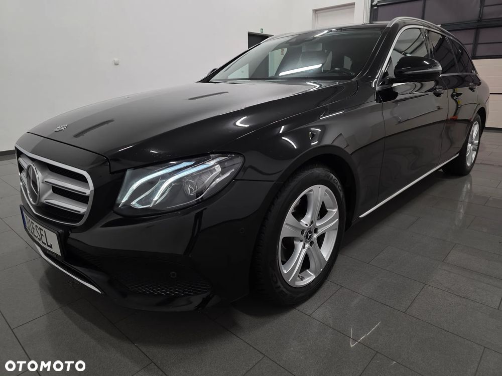 Mercedes-Benz Klasa E 220 d 9G-TRONIC AMG Line - 2