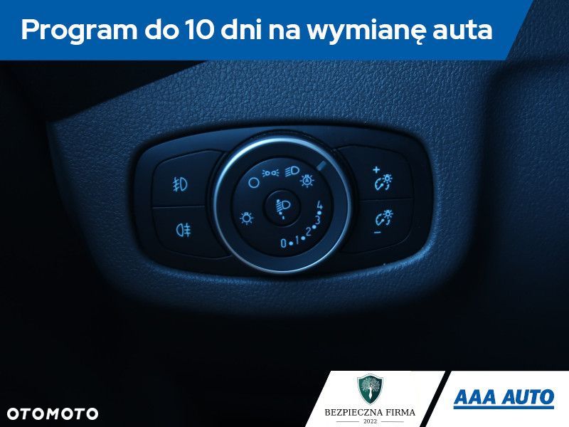 Ford Tourneo Connect - 19