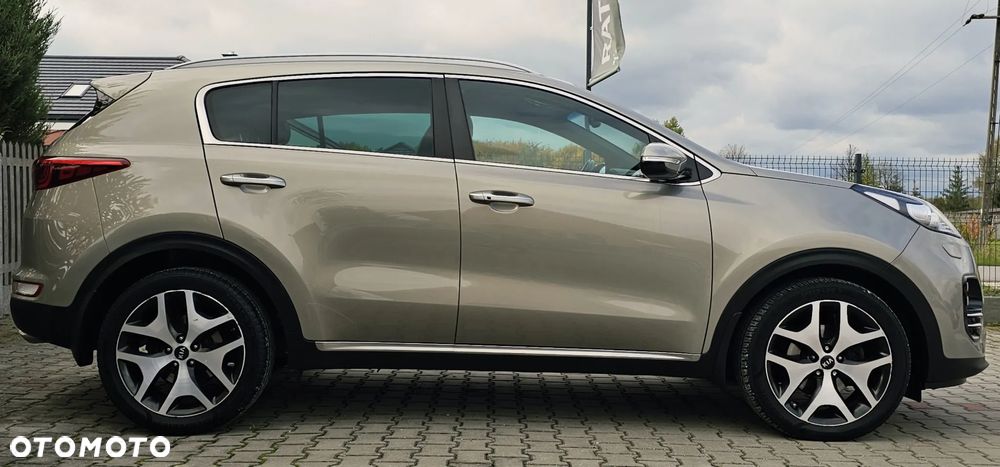 Kia Sportage 2,0 CRDI AWD GT Line - 12