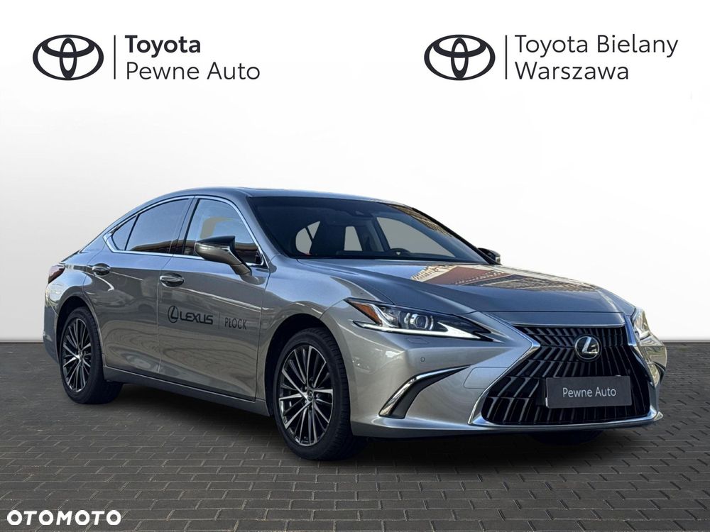 Lexus ES 300h Business Edition - 7