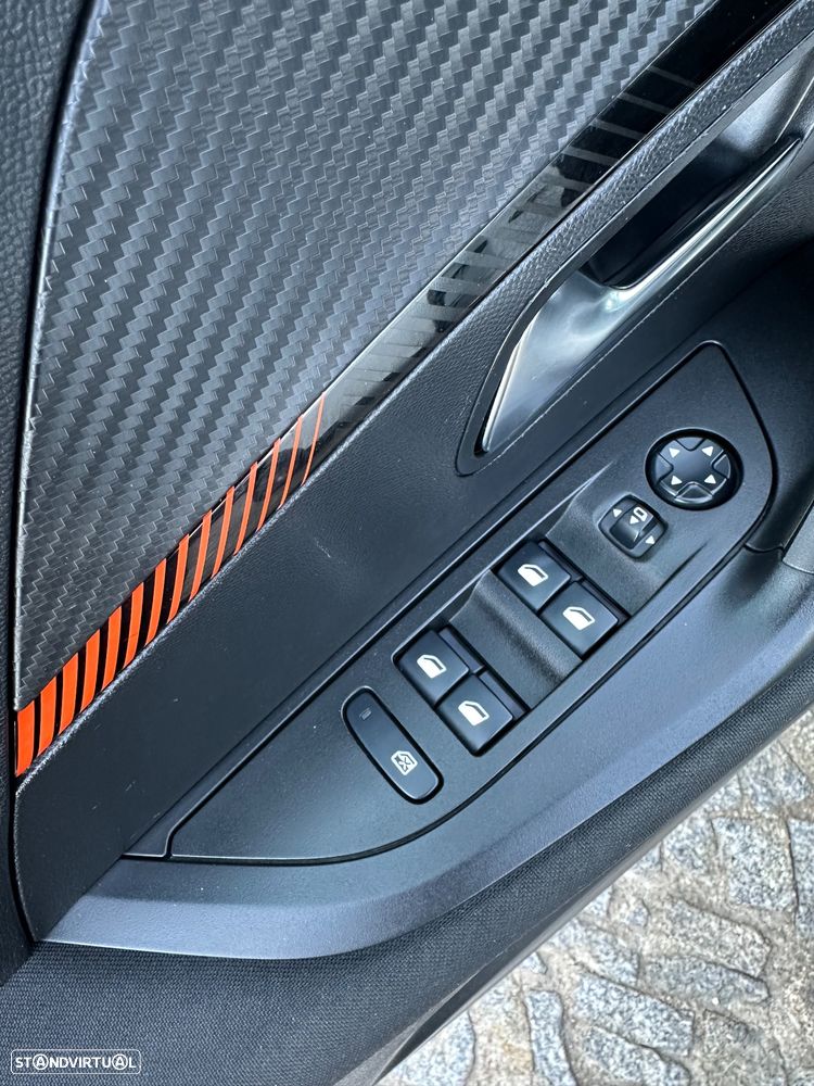 Peugeot 2008 PureTech 130 EAT8 Active - 18