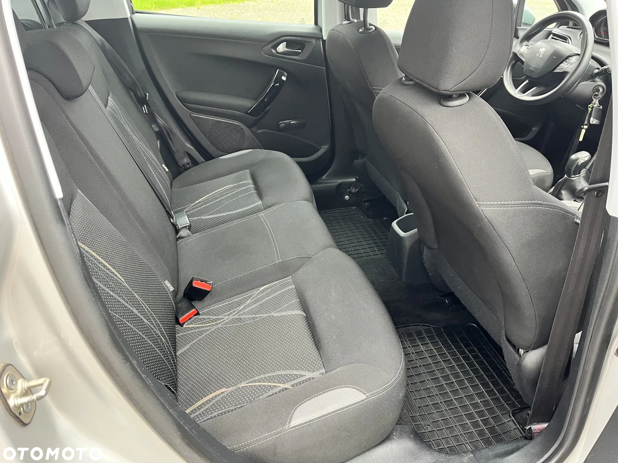 Peugeot 208 1.2 PureTech Active - 13