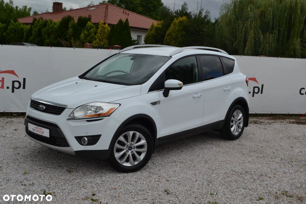 Ford Kuga 2.0 TDCi 2x4 Titanium - 8