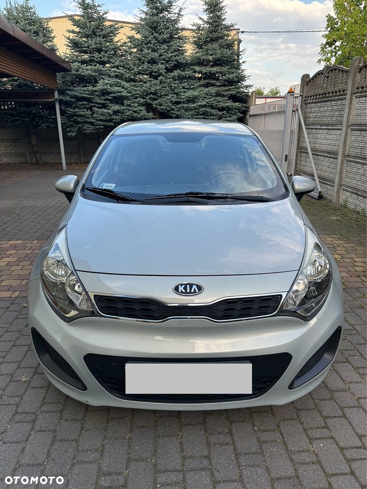 Kia Rio - 1