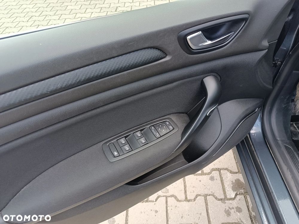 Renault Megane - 5