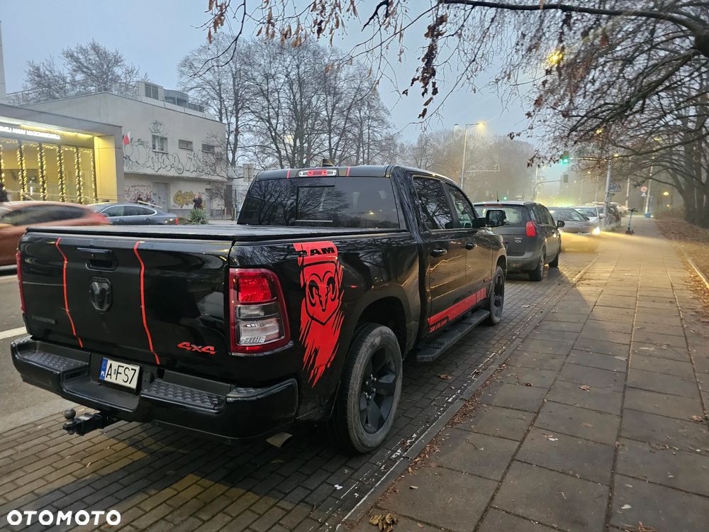 RAM 1500 5.7 Quad Cab Longbed Bighorn Black - 12
