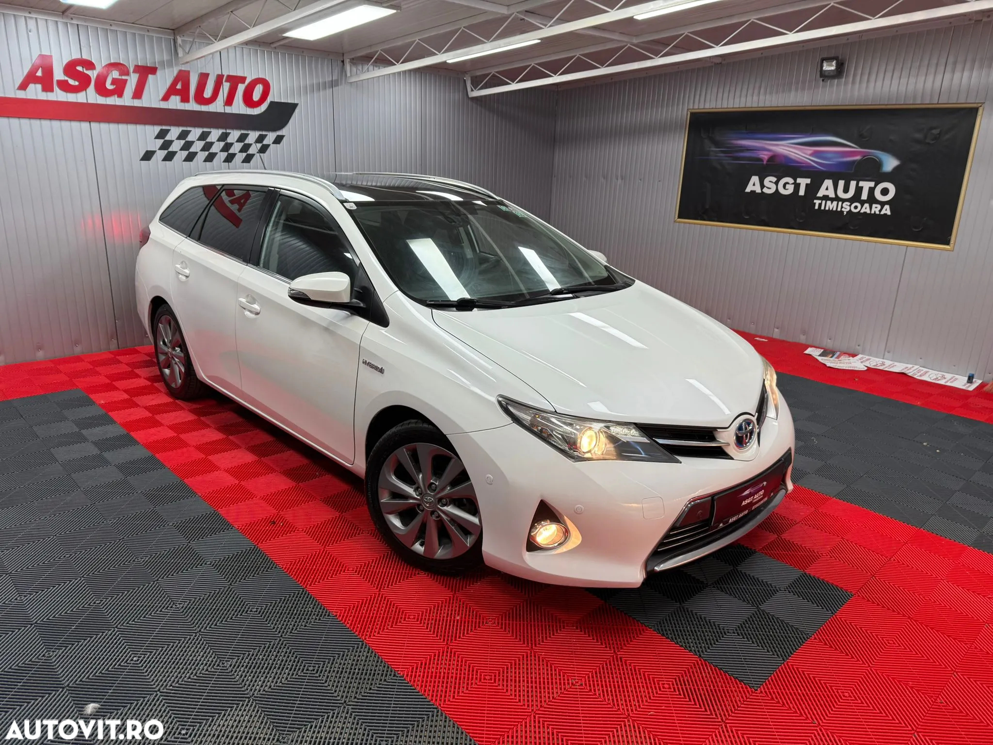 Toyota Auris - 3