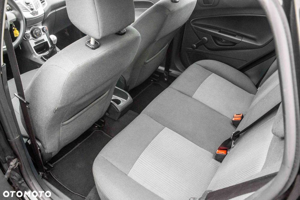 Ford Fiesta 1.4 Champions Edition - 20