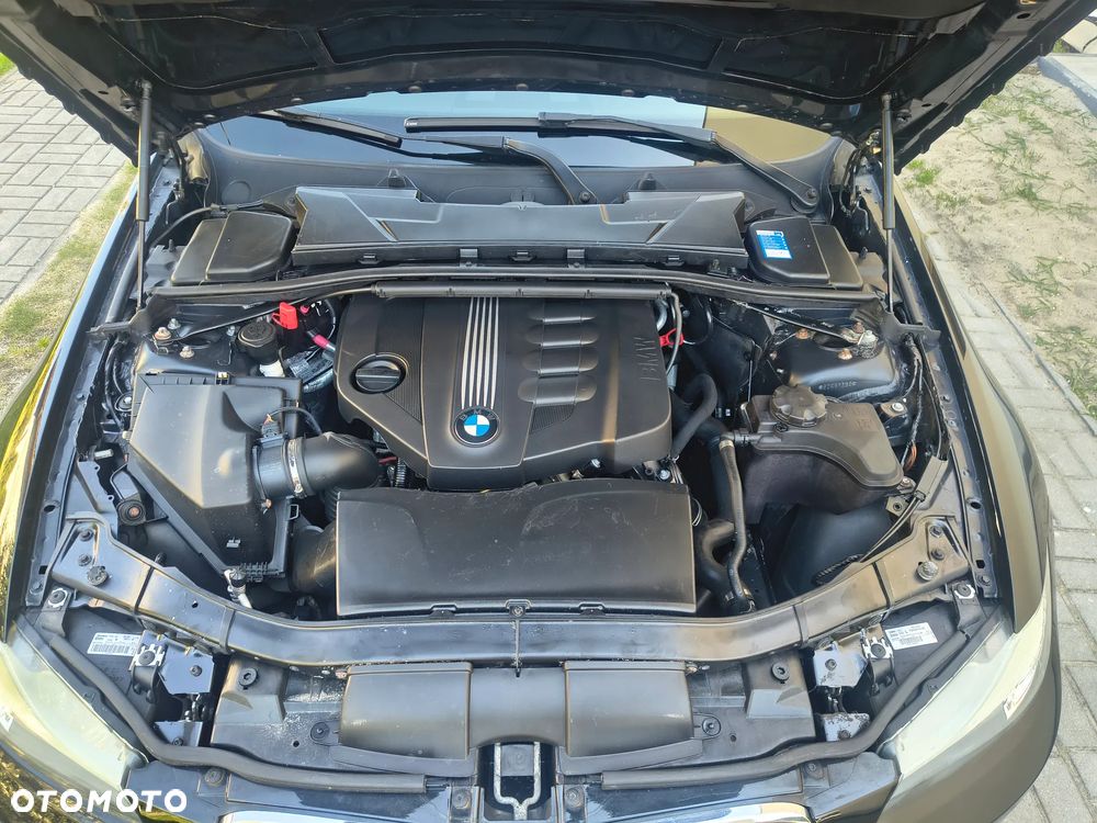 BMW Seria 3 318d DPF Edition Lifestyle - 15