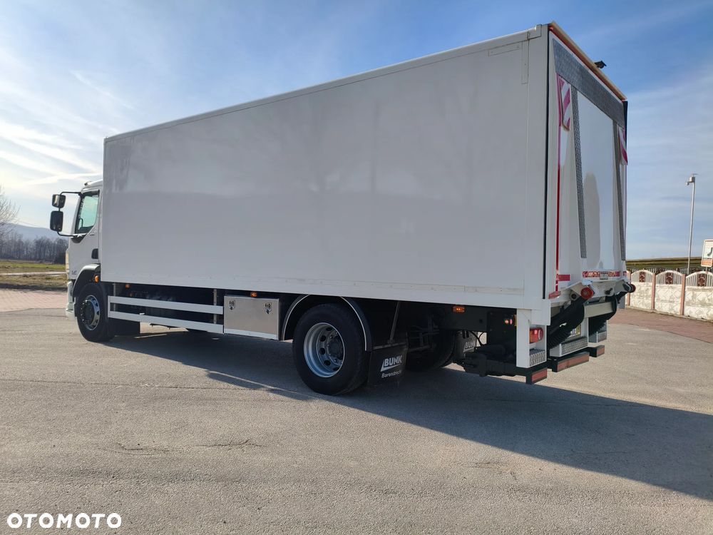 DAF DAF LF 250 / FA 290 / Izoterma / Winda / Holandia / Przebieg 241000 km /18 palet - 6