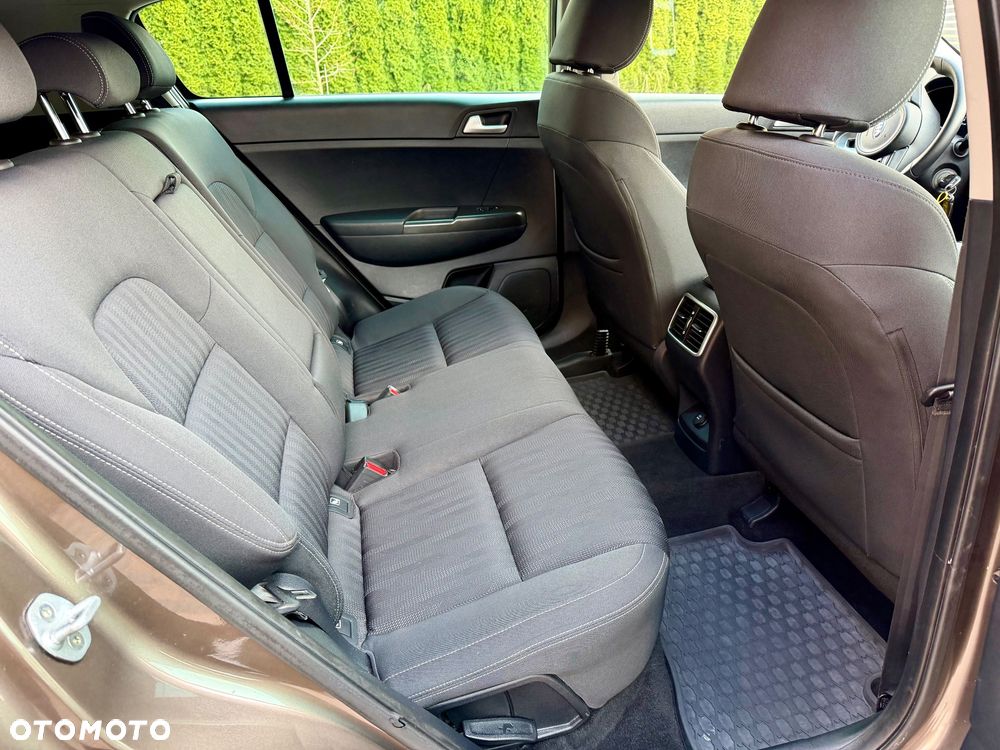 Kia Sportage 1.6 GDI L 2WD - 24