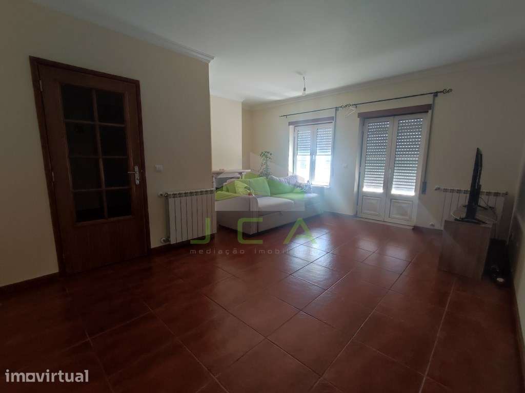 Apartamento T3 com garagem no centro de Leiria - Grande imagem: 2/13